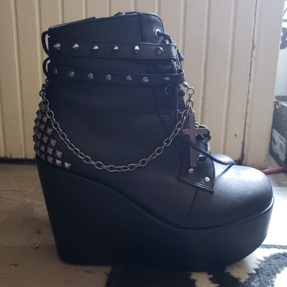 Black Pentagram Poisoner's Boots Platform Wedge
